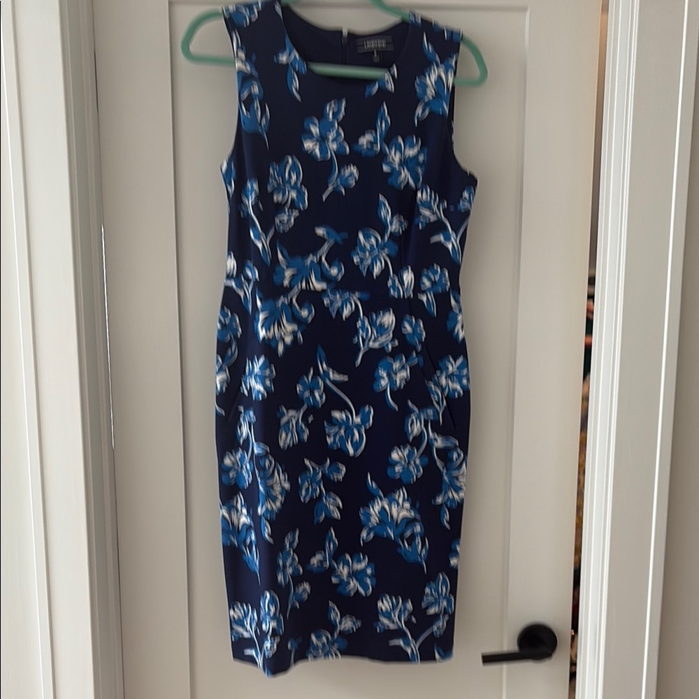 Sleeveless Dress pockets